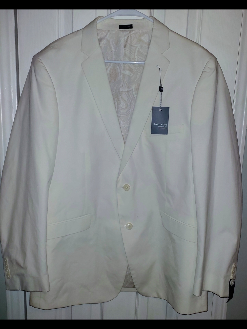 Madison White Two-Button Men's Blazer With Cream Paisley Silk Lining 44R